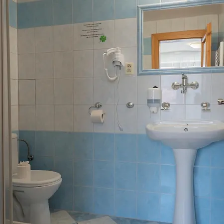 Toliar & Wellness 3*